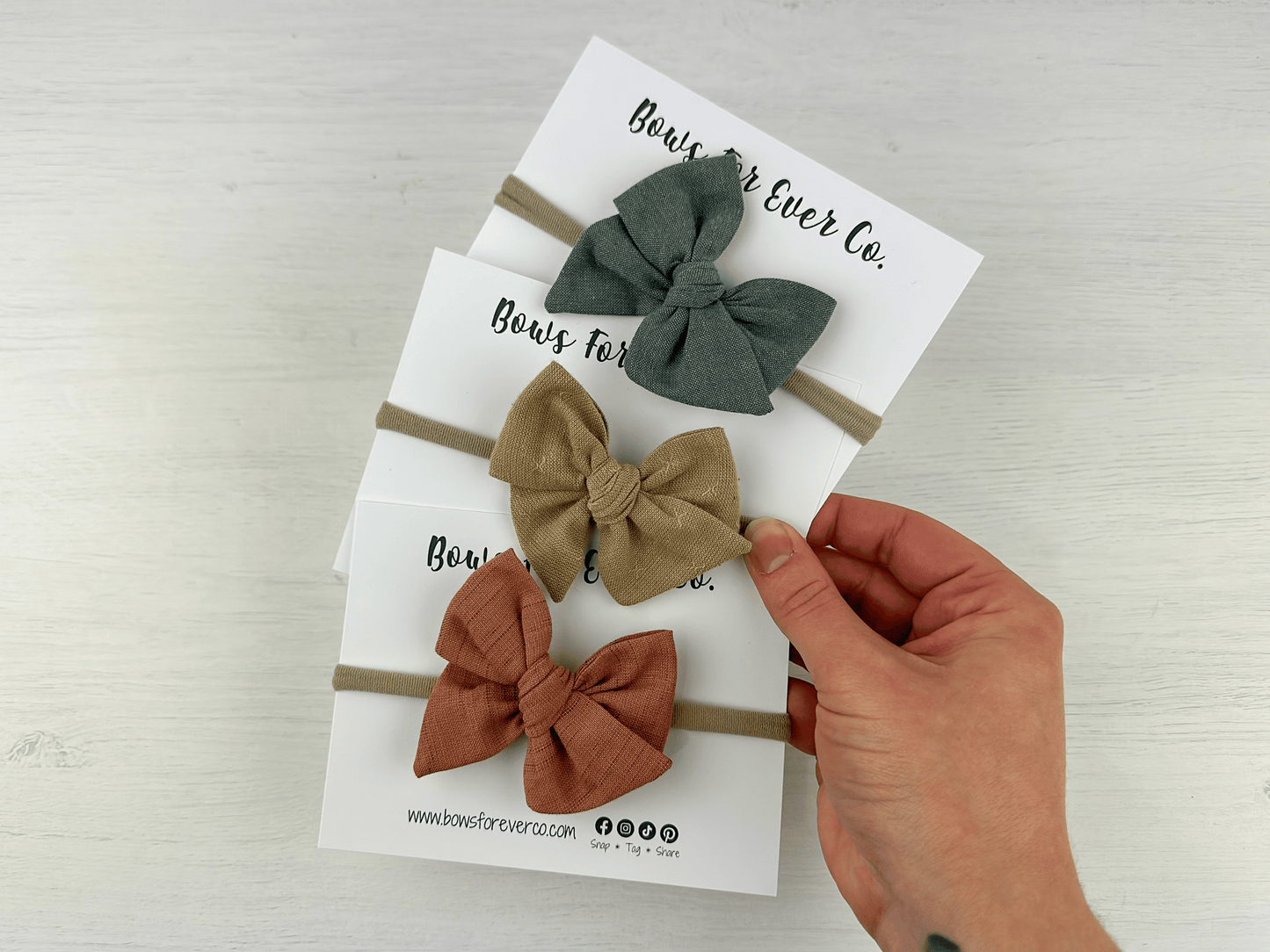Neutral Pinwheel Bows