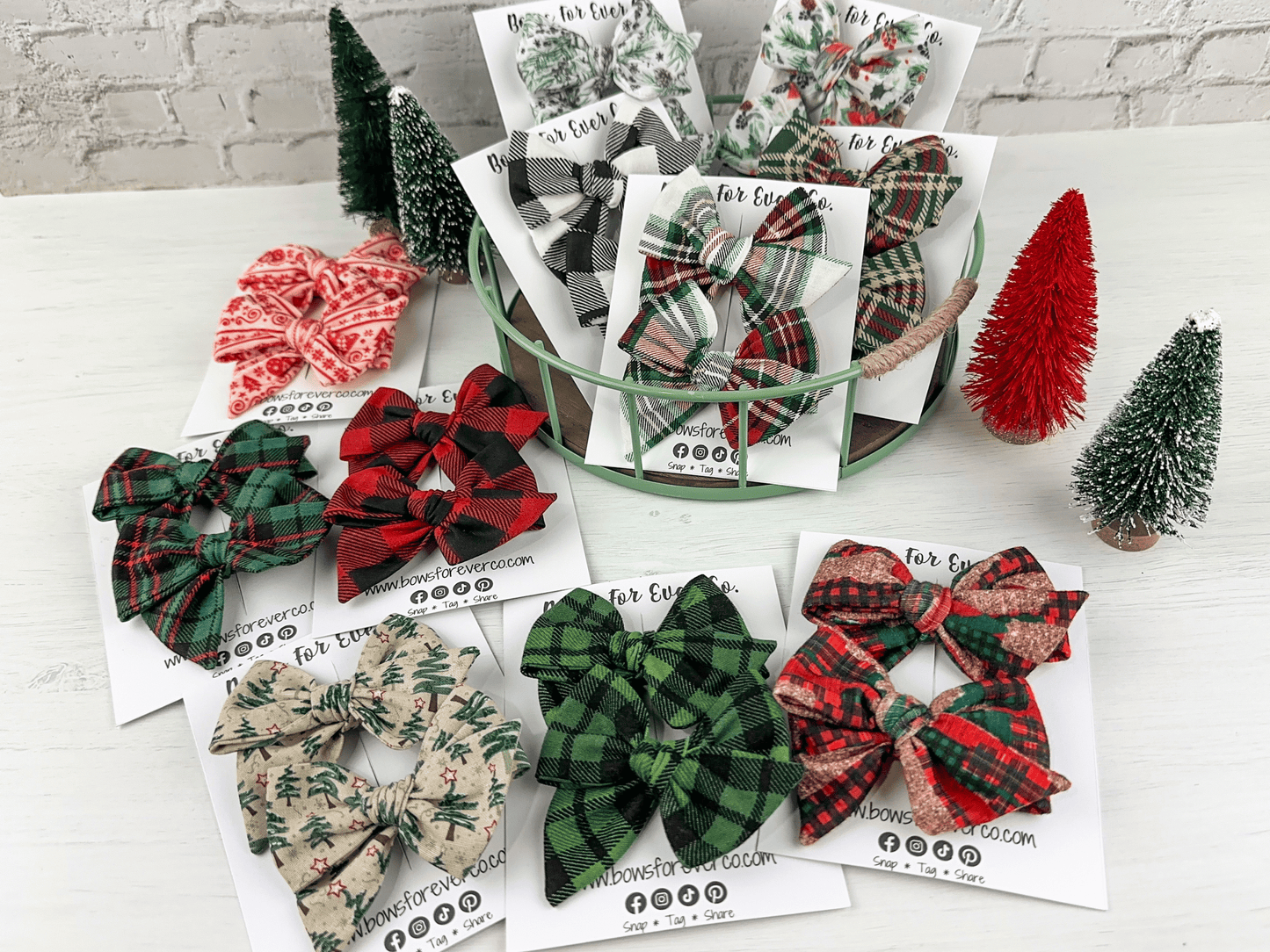 Christmas Pinwheel Piggies