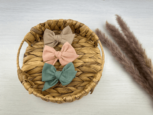 Neutral Spring Pinwheel Bows