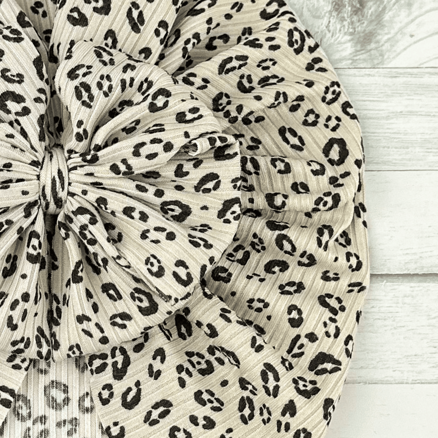 Ribbed Snow Leopard Turban