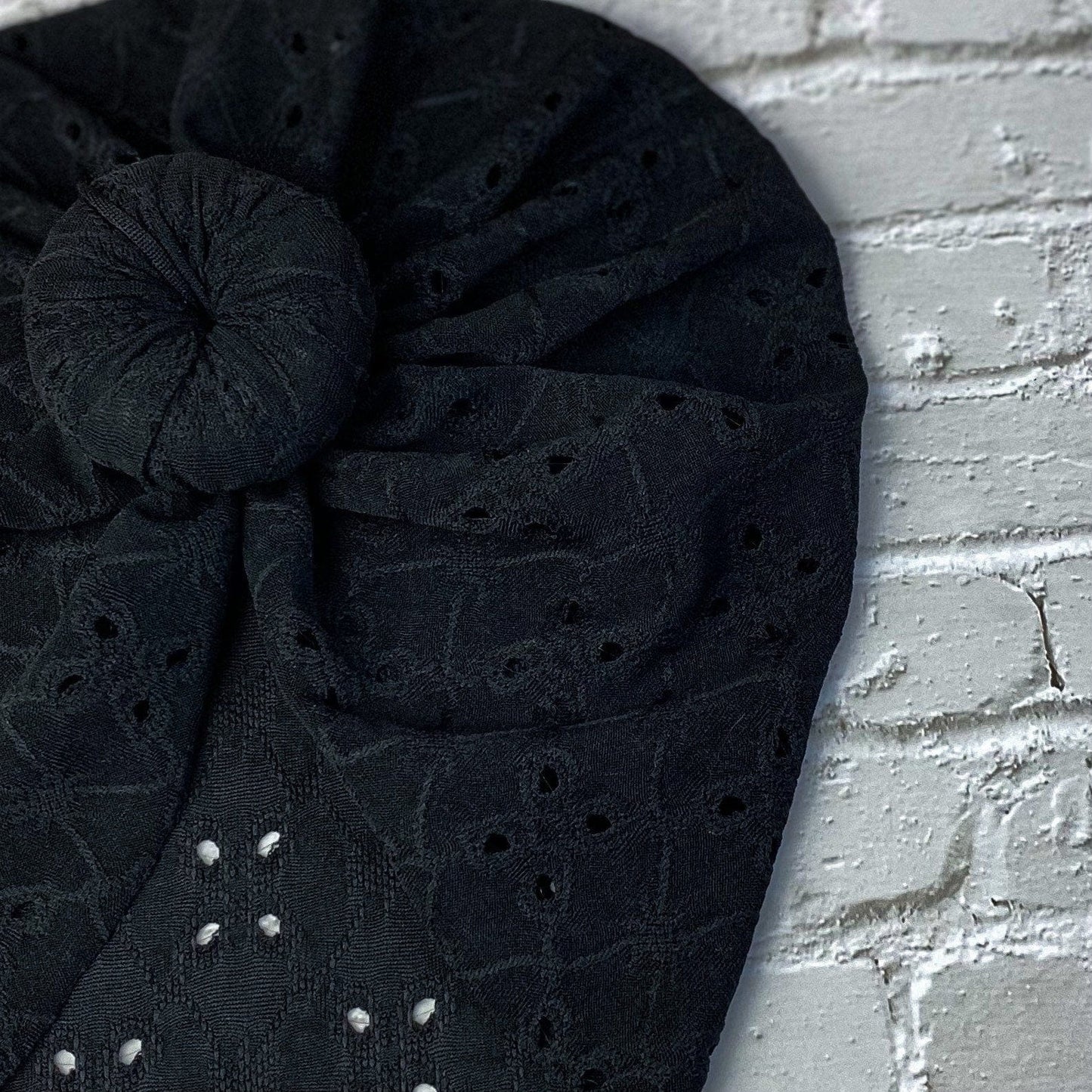 Black Eyelet Turban